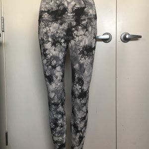 Lululemon Shibori Wunder Under Leggings